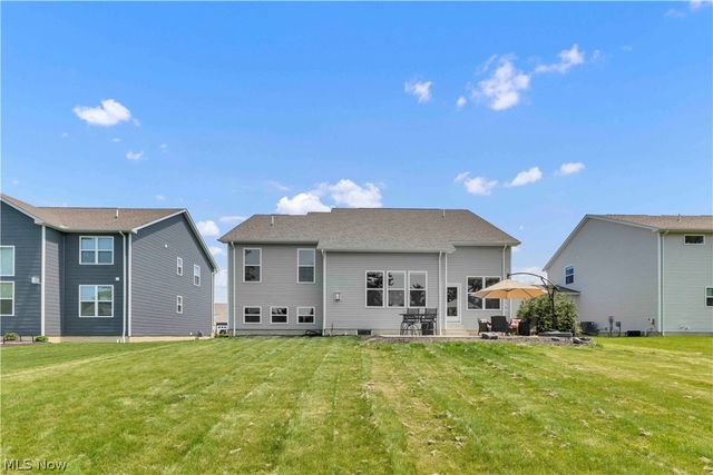 520 Forecastle Court, Avon Lake, OH 44012