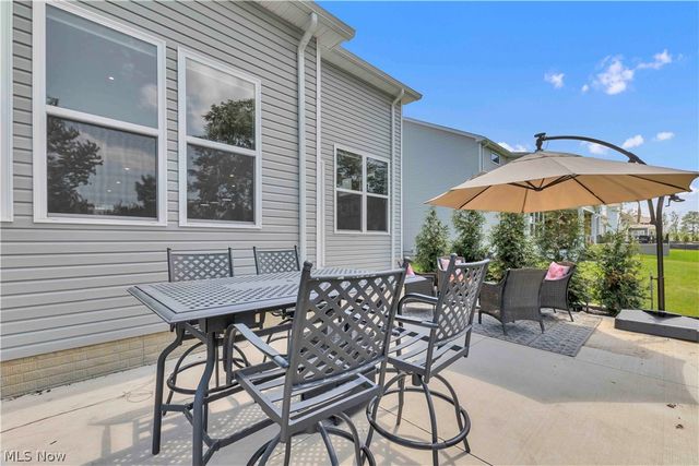 520 Forecastle Court, Avon Lake, OH 44012