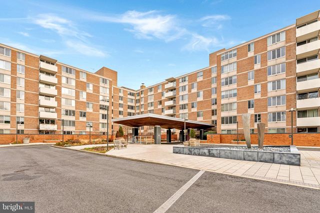 2939 VAN NESS ST NW #912, Washington, DC 20008