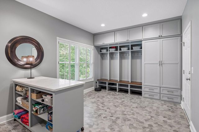 9190 Victoria Drive, Eden Prairie, MN 55347
