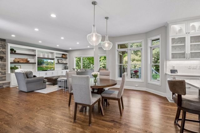 9190 Victoria Drive, Eden Prairie, MN 55347