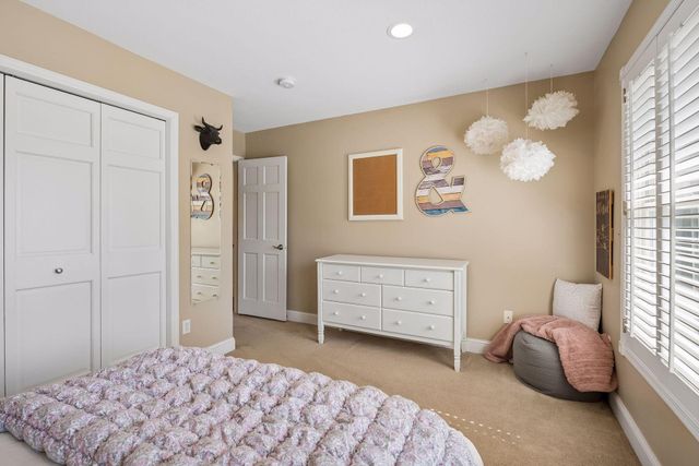 9190 Victoria Drive, Eden Prairie, MN 55347
