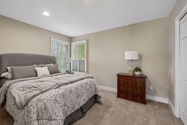 9190 Victoria Drive, Eden Prairie, MN 55347