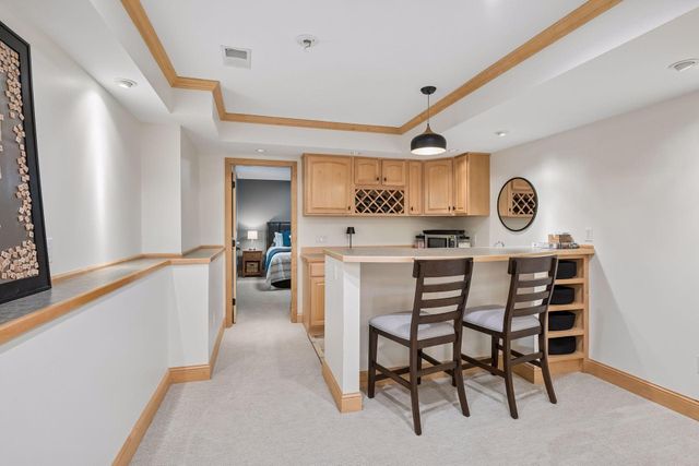 9190 Victoria Drive, Eden Prairie, MN 55347