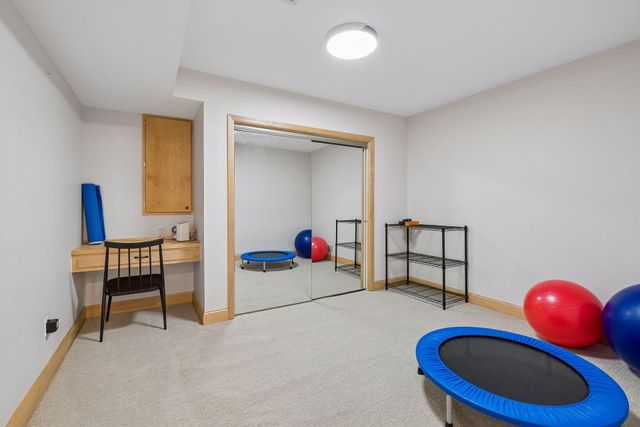 9190 Victoria Drive, Eden Prairie, MN 55347