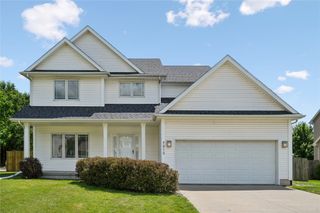 7912 Aspen Drive, West Des Moines, IA 50266