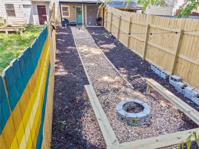 5758 Old Gordon Road, Mableton, GA 30126