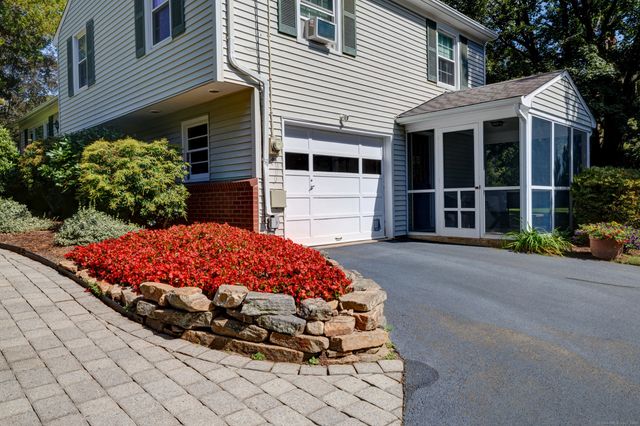 42 Horseshoe Road, Guilford, CT 06437