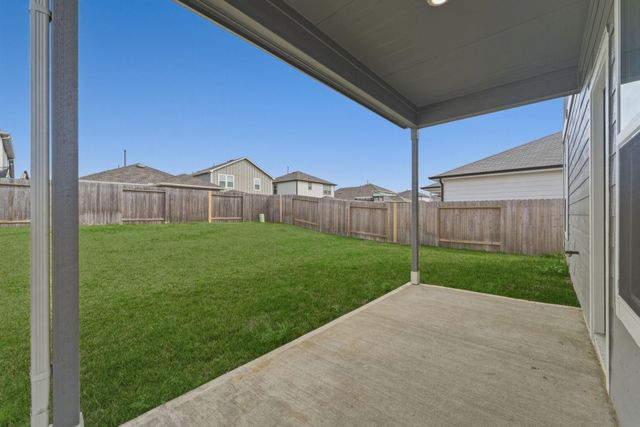 26017 Hampshire Drive, Magnolia, TX 77355