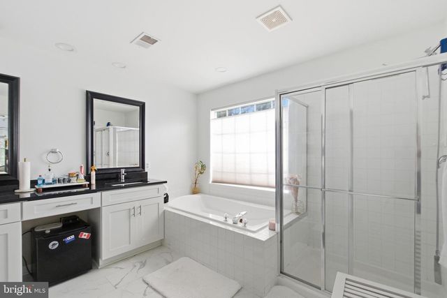 5880 MOONBEAM DR, Woodbridge, VA 22193