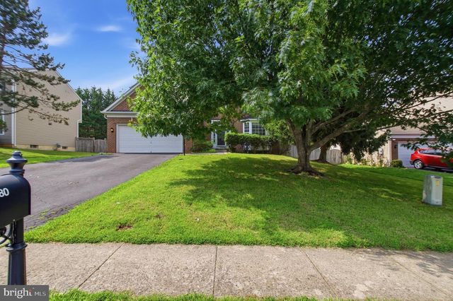 5880 MOONBEAM DR, Woodbridge, VA 22193