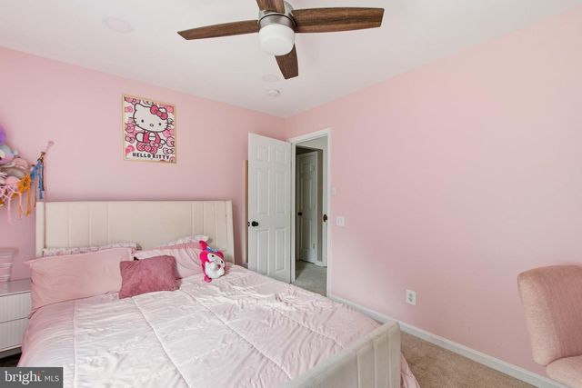 5880 MOONBEAM DR, Woodbridge, VA 22193