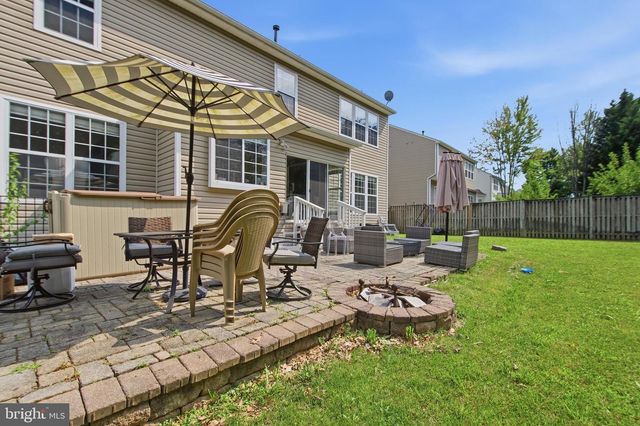 5880 MOONBEAM DR, Woodbridge, VA 22193