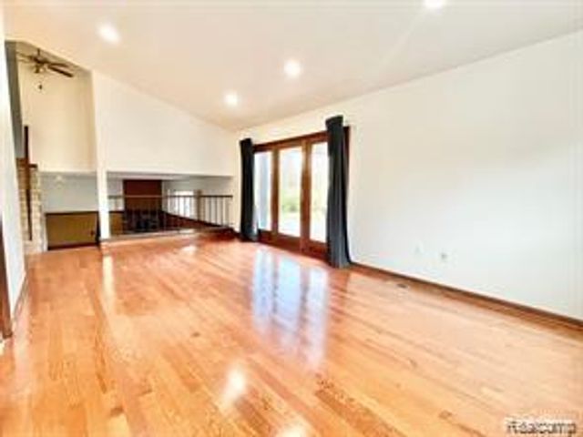 491 Leetonia Drive, Troy, MI 48085