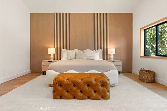 5750 Stansbury Avenue, Sherman Oaks, CA 91401