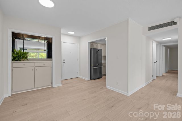 2503 Roswell Avenue 207, Charlotte, NC 28209