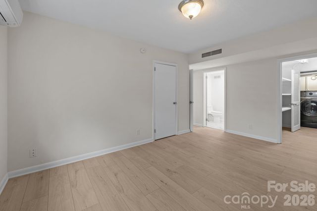 2503 Roswell Avenue 207, Charlotte, NC 28209