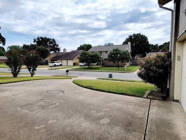 213 Springridge Lane, Euless, TX 76039