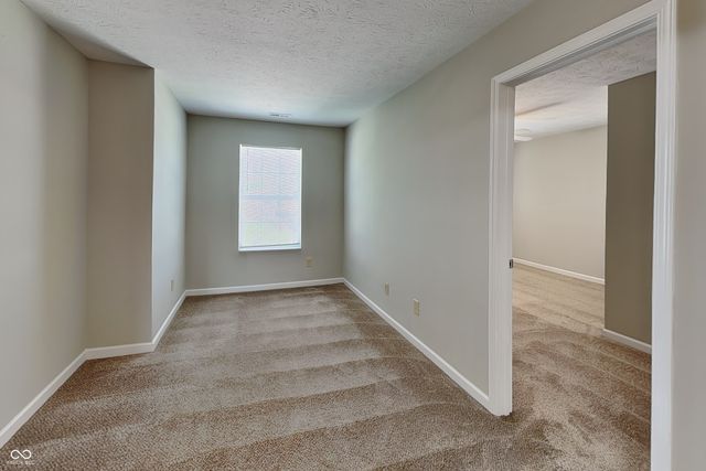 6401 Enclave Boulevard, Greenwood, IN 46143