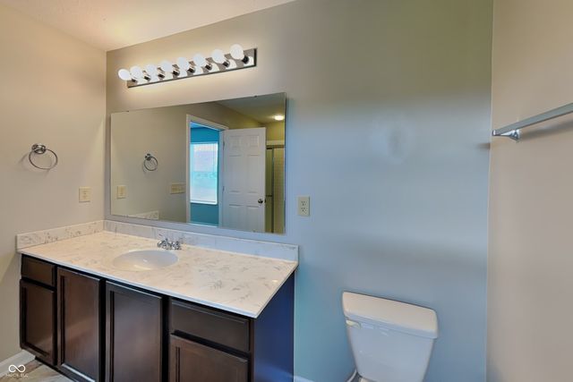 6401 Enclave Boulevard, Greenwood, IN 46143