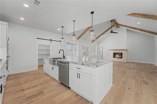 1441 Tiffany Road, Centerton, AR 72719