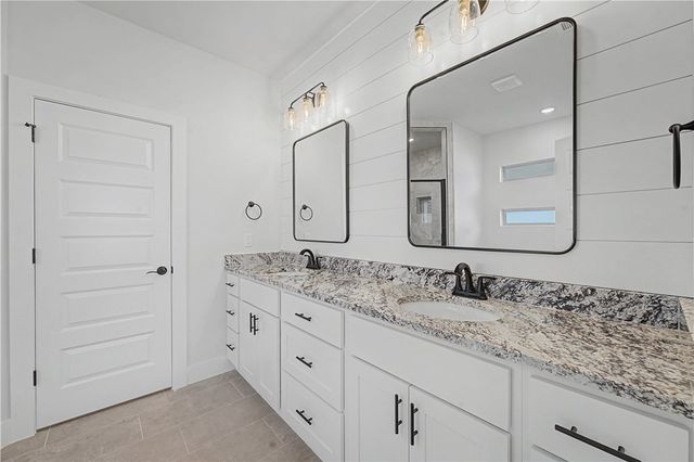 1441 Tiffany Road, Centerton, AR 72719