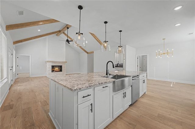 1441 Tiffany Road, Centerton, AR 72719