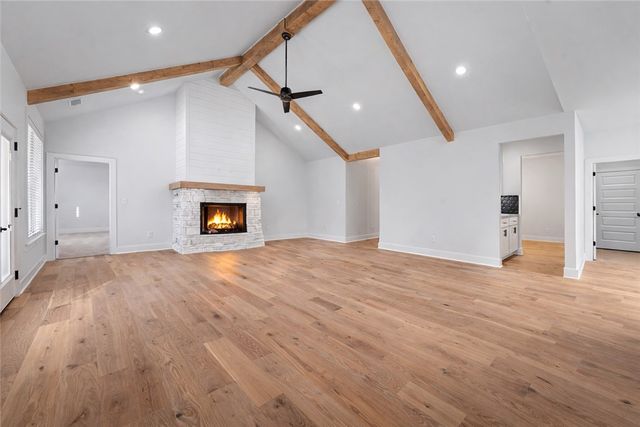 1441 Tiffany Road, Centerton, AR 72719