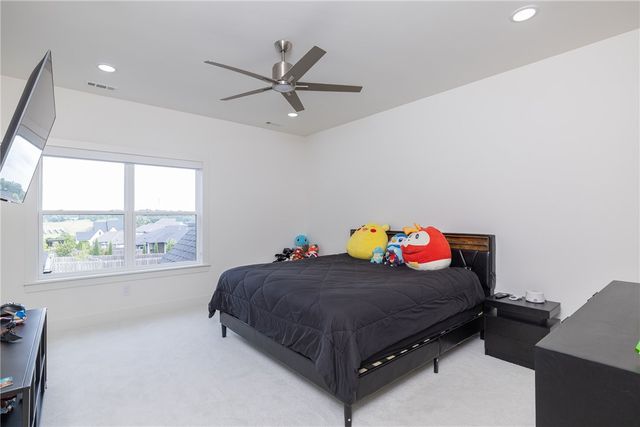 4302 S Exeter Drive, Rogers, AR 72758