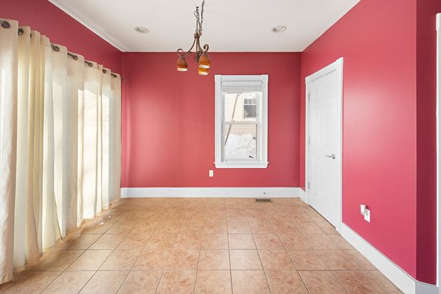 6 Porter St. 6, Woburn, MA 01801