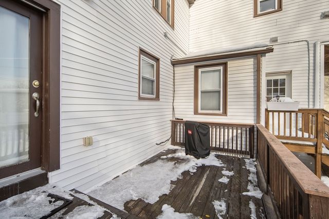 6 Porter St. 6, Woburn, MA 01801