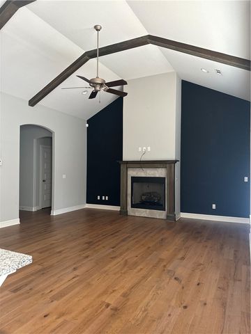 1236 N Pershing Street, Fayetteville, AR 72704