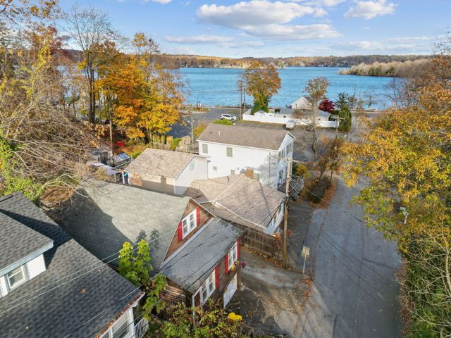 18 Lake Boulevard, East Hampton, CT 06424