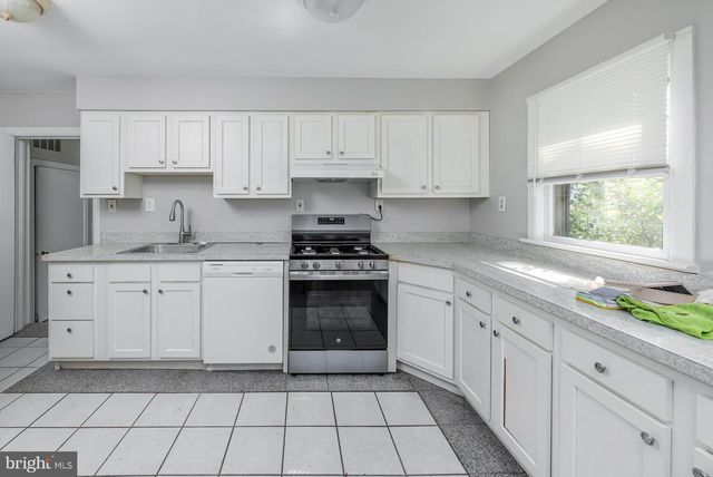1100 WOODLAWN AVE, National Park, NJ 08063