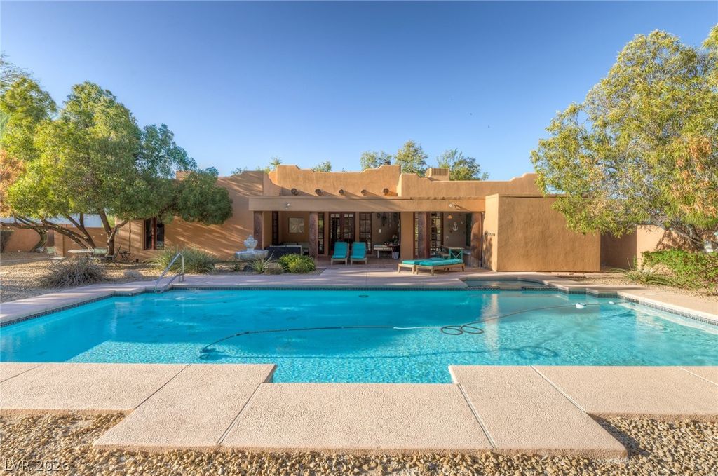 9395 Helena Avenue, Las Vegas, NV 89129 — photo 2