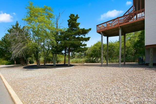 369 tuscarora Avenue, Ocean Twp, NJ 08758