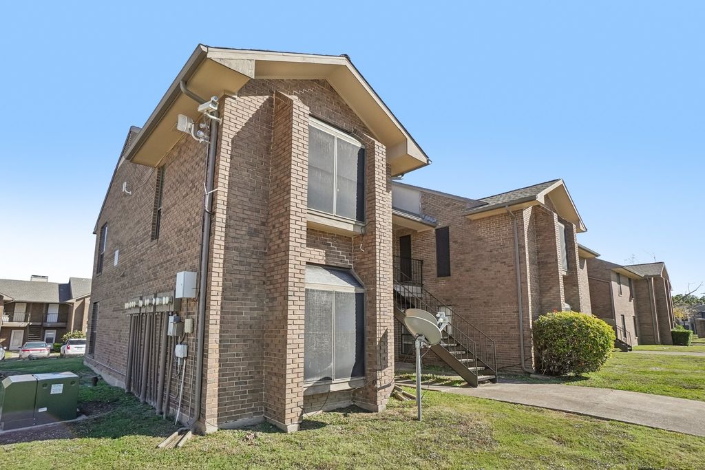 4540 Chaha Road 202, Garland, TX 75043