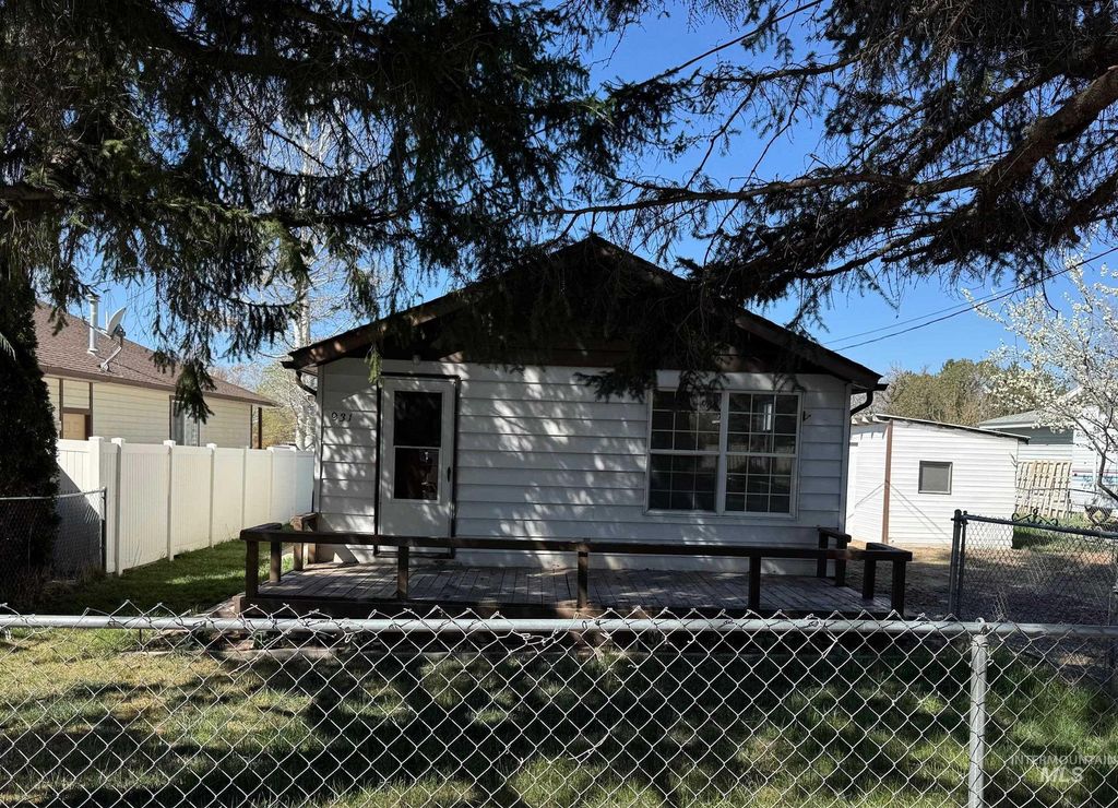 931 S Fillmore, Jerome, ID 83338