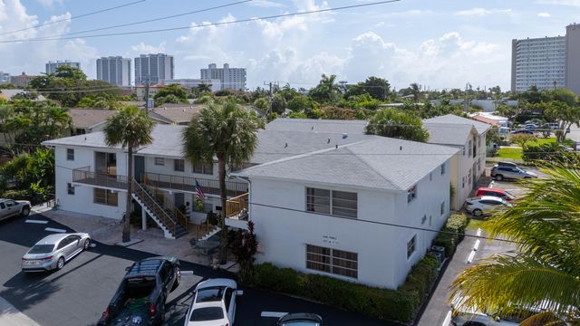 1907 NE 4TH Street 6, Deerfield Beach, FL 33441