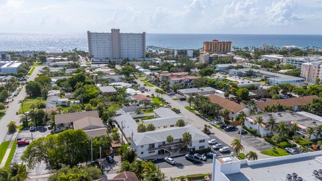 1907 NE 4TH Street 6, Deerfield Beach, FL 33441
