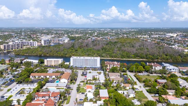 1907 NE 4TH Street 6, Deerfield Beach, FL 33441