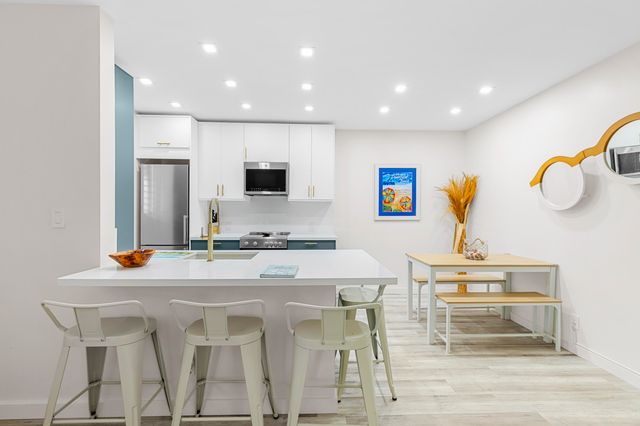 1907 NE 4TH Street 6, Deerfield Beach, FL 33441