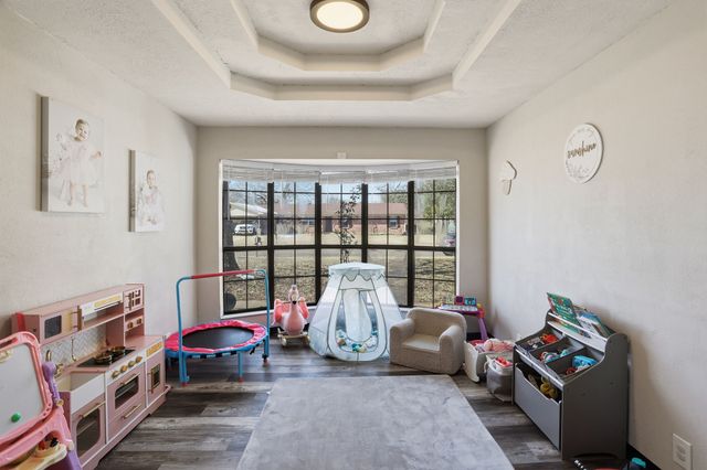 1050 Post Oak Lane, Reno, TX 75462