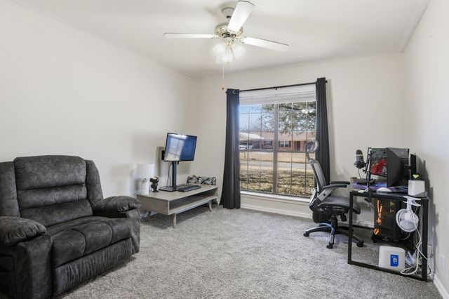 1050 Post Oak Lane, Reno, TX 75462