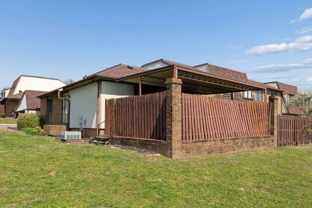 1035 Heritage Dr, Madison, TN 37115