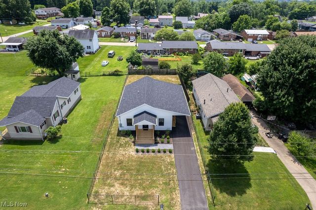 1318 21st Street, Vienna, WV 26105