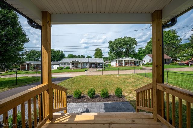 1318 21st Street, Vienna, WV 26105