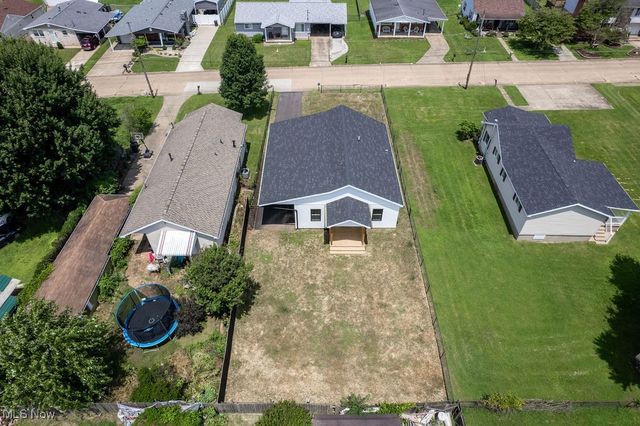 1318 21st Street, Vienna, WV 26105