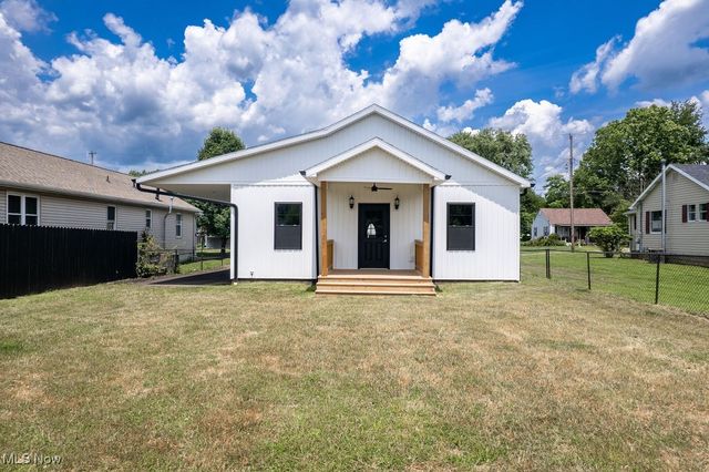 1318 21st Street, Vienna, WV 26105