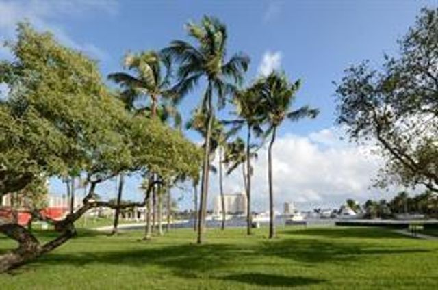 2500 E Las Olas Blvd 308, Fort Lauderdale, FL 33301